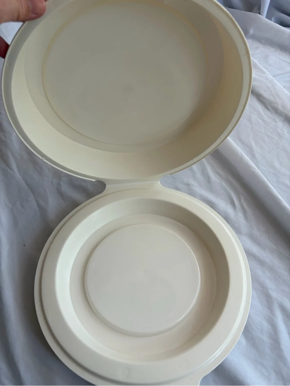 Vtg Pyrex PIE KEEPER CARRIER #P-309 Hinged Plastic Clam Shell~Holder Pie Plate